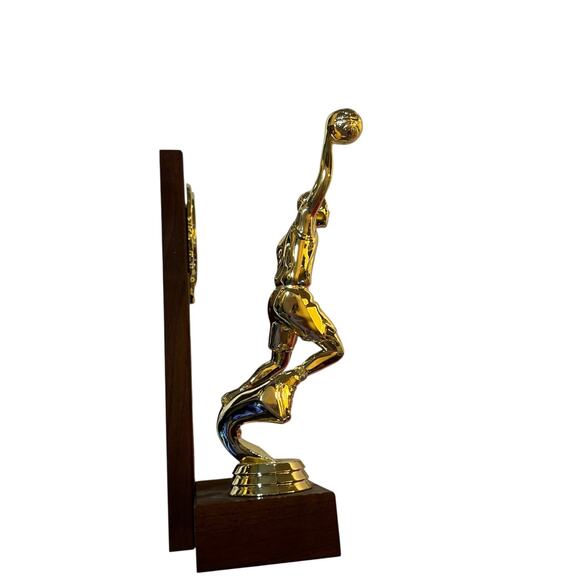 wood basketball Trophy - Picture 3 of 15